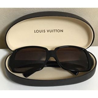 ヴィトン(LOUIS VUITTON) カレ サングラス・メガネ(メンズ)の通販 3点 | ルイヴィトンのメンズを買うならラクマ