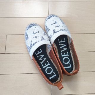 ロエベ スリッポン(レディース)の通販 27点 | LOEWEのレディースを買う