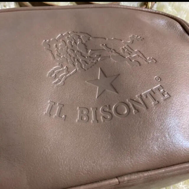 IL BISONTE(イルビゾンテ)のかな１４８４様専用　美品!イルビゾンテ　ショルダーバッグ レディースのバッグ(ショルダーバッグ)の商品写真