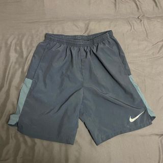 ナイキ(NIKE)のNIKE トレーニングパンツ　メンズ(ウェア)