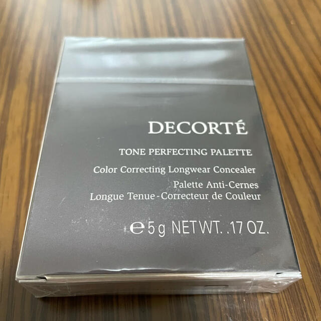 COSME DECORTE(コスメデコルテ)の【未使用】コスメデコルテ トーンパーフェクティング パレット 01 コスメ/美容のベースメイク/化粧品(コンシーラー)の商品写真