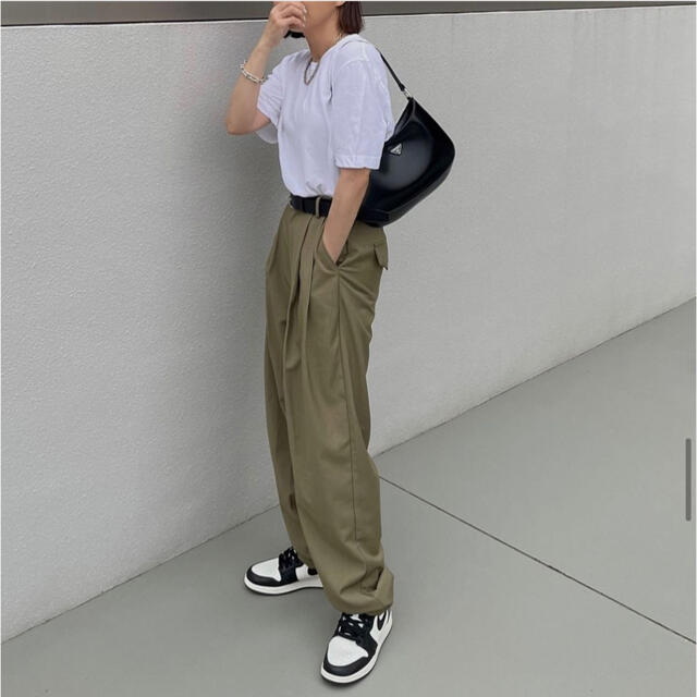 ok.soon ハイウエストテーパードスラックスkhaki