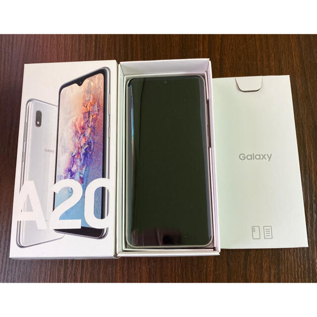 スマートフォン/携帯電話【新品・未使用品】Galaxy A20 White