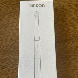 オムロン(OMRON)のオムロン音波式電動歯ブラシホピンク新品未使用品送料無料(電動歯ブラシ)
