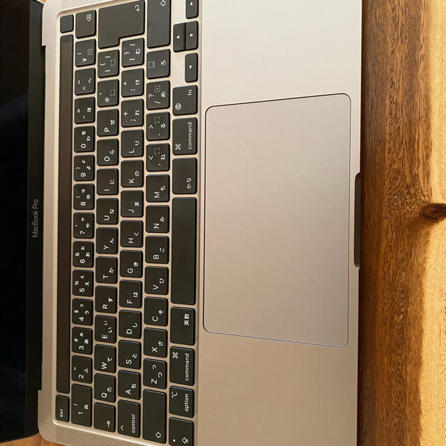 MAC(マック)のM1 MacBookPro13 MYD92J/A アップルケア＋1年 スマホ/家電/カメラのPC/タブレット(ノートPC)の商品写真