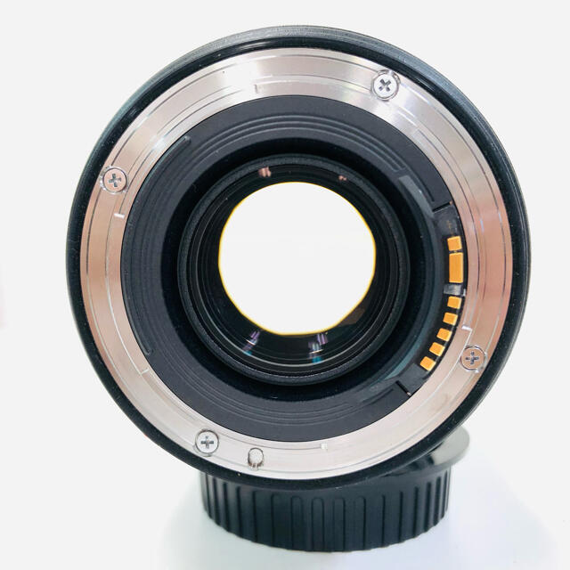 Canon(キヤノン)の極美品 CANON EF 24-70mm F2.8L II USM スマホ/家電/カメラのカメラ(レンズ(ズーム))の商品写真