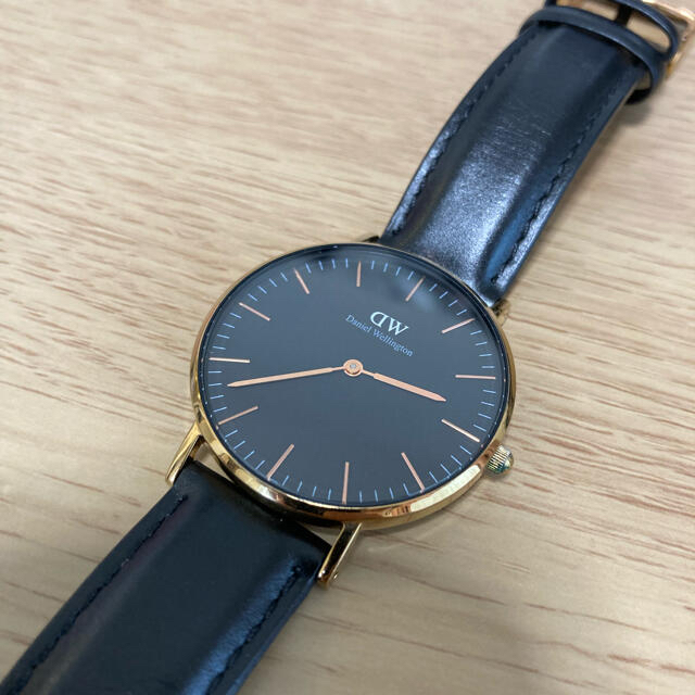 Daniel Wellington(ダニエルウェリントン)のdanielwellington  腕時計　ブラック レディースのファッション小物(腕時計)の商品写真