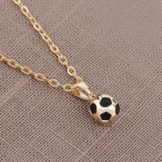 【新品未使用】サッカーボール　ネックレス⭐︎(ボール)