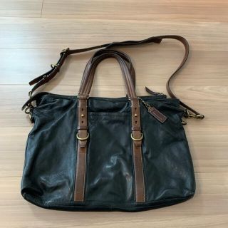 コーチ(COACH)のCOACH 本革　レザー　バッグ　Black(ショルダーバッグ)