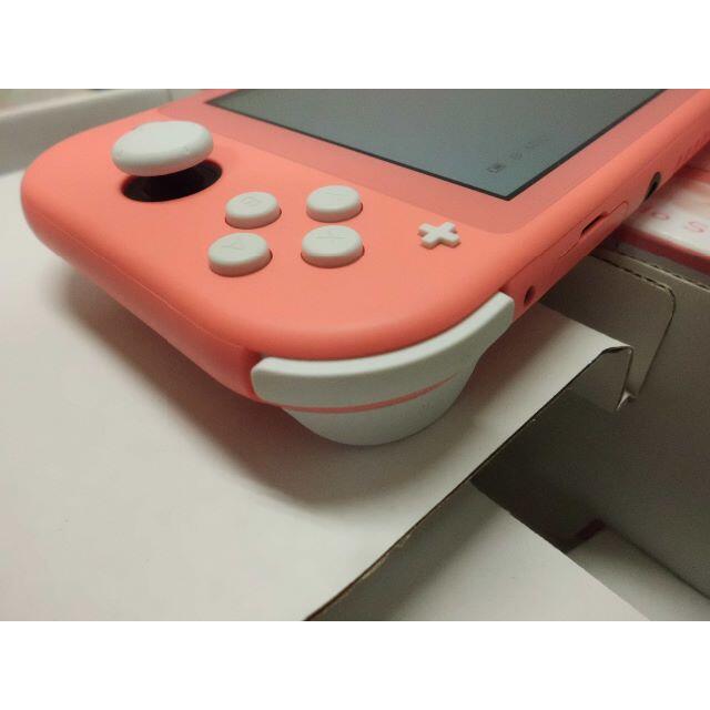 Nintendo Switch(ニンテンドースイッチ)のNintendo Switch Lite Coral エンタメ/ホビーのゲームソフト/ゲーム機本体(携帯用ゲーム機本体)の商品写真