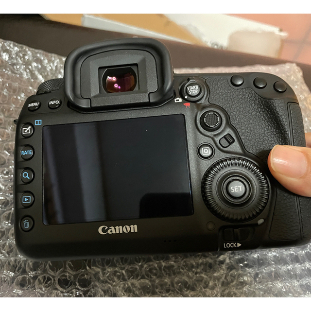 Canon  極美品 キャノン5D Mark IV ボディ保証あり