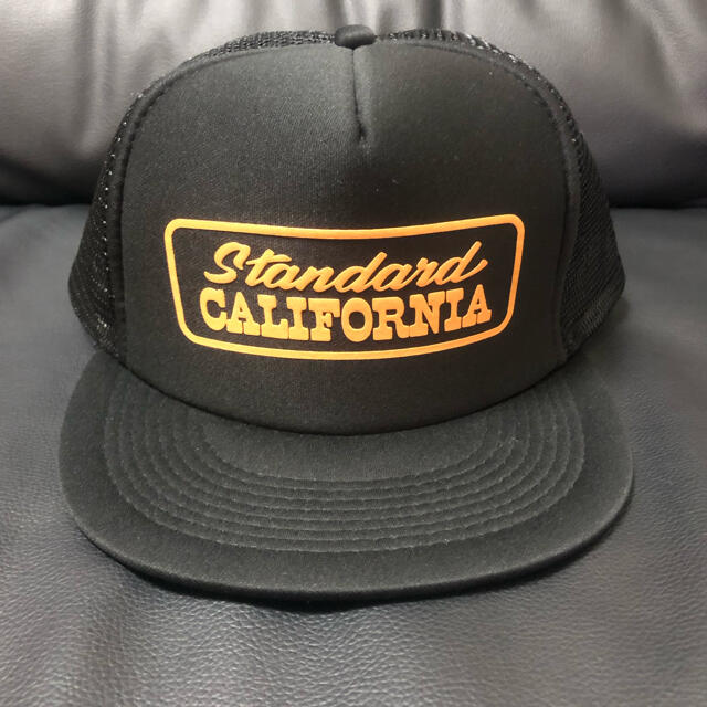 STANDARD CALIFORNIA(スタンダードカリフォルニア)のスタンダードカリフォルニア キャップ  ブラック×オレンジ   メンズの帽子(キャップ)の商品写真