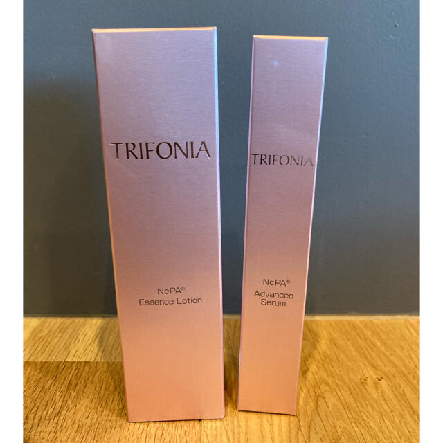 【新品未開封】TRIFONIA トライフォニア 薬用美容水＋薬用美容液