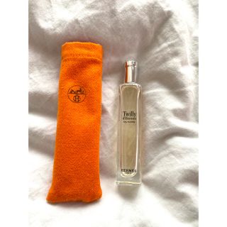 エルメス 香水 ピンク 桃色系 の通販 100点以上 Hermesを買うならラクマ エルメス 香水 ピンク 桃色系 の通販 100点以上 Hermesを買うならラクマ