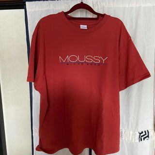 マウジー(moussy)のmoussy ロゴ入りトップス(カットソー(半袖/袖なし))