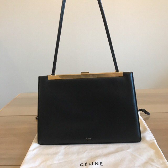 celine(セリーヌ)のCELINE ソフトミディアム クラスプ バッグ ショルダーバッグ レディースのバッグ(ショルダーバッグ)の商品写真