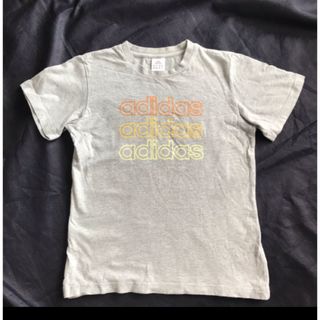 アディダス(adidas)のグレー☆adidasアディダス半そでTシャツ☆トップスカットソー(Tシャツ/カットソー(半袖/袖なし))