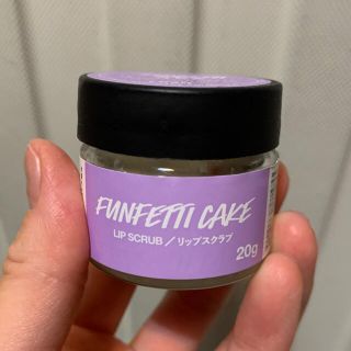 ラッシュ(LUSH)のLUSH リップスクラブ ファンフェッティケーキ(リップケア/リップクリーム)