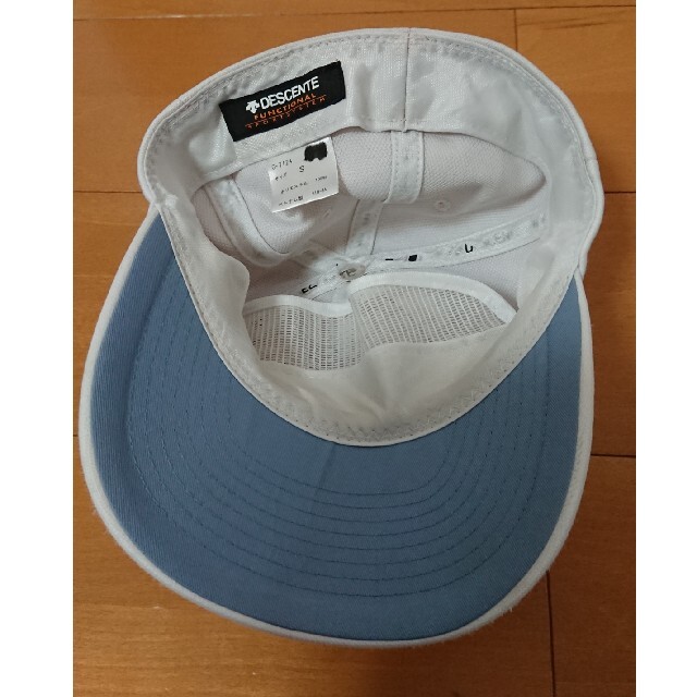 DESCENTE(デサント)の野球帽 白 C-712A Sサイズ スポーツ/アウトドアの野球(ウェア)の商品写真