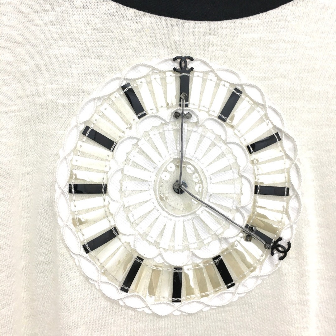 CHANEL - シャネル CHANEL 刺繍 P62662 時計モチーフ 20C 半袖Tシャツ CHANEL - シャネル CHANEL 刺繍 P62662 時計モチーフ 20C 半袖Tシャツ