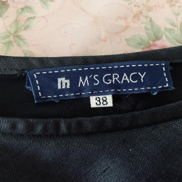 M'S GRACY(エムズグレイシー)のM'S GRACYフレアースカート　38 エムズグレイシー薔薇　ローズ　黒　M レディースのスカート(ひざ丈スカート)の商品写真