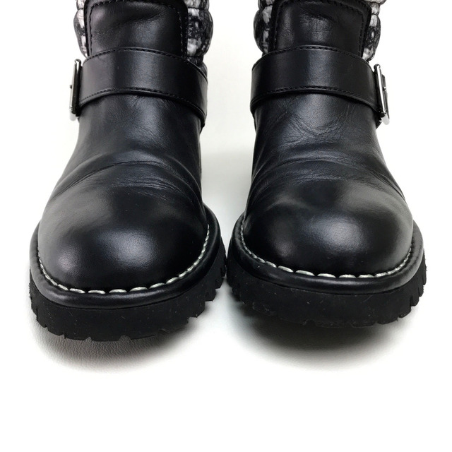 CHANEL(シャネル)のシャネル CHANEL スノーブーツ G29477 13B ツイード柄 靴 ブーツ ナイロン/レザー ブラック ブラック レディースの靴/シューズ(ブーツ)の商品写真