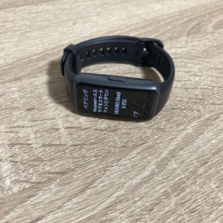 ファーウェイ(HUAWEI)の極美品 HUAWEI band6 日本語対応 ブラック(腕時計(デジタル))