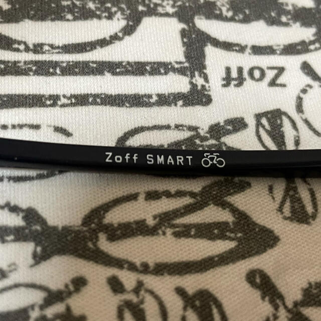 Zoff(ゾフ)のZoff ゾフ　ブルーライトカットメガネ　度無し レディースのファッション小物(サングラス/メガネ)の商品写真