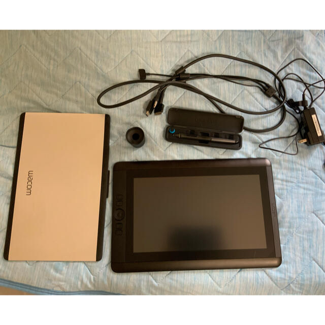 ワコム 液タブ 液晶ペンタブレット 13.3フルHD液晶 Cintiq 13HD 【特別