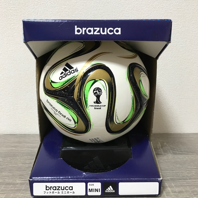 adidas(アディダス)のbrazuca フットボール ミニボール スポーツ/アウトドアのサッカー/フットサル(ボール)の商品写真