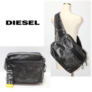 ディーゼル(DIESEL)の《ディーゼル》新品 しわ加工 レザーボディバッグ ショルダーバッグ ベルトバッグ(ボディーバッグ)