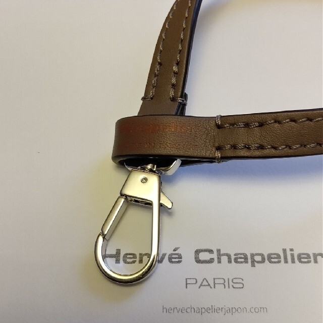 Herve Chapelier(エルベシャプリエ)の専用 Herve Chapelier 1660L レザーストラップ ルートル レディースのファッション小物(キーホルダー)の商品写真