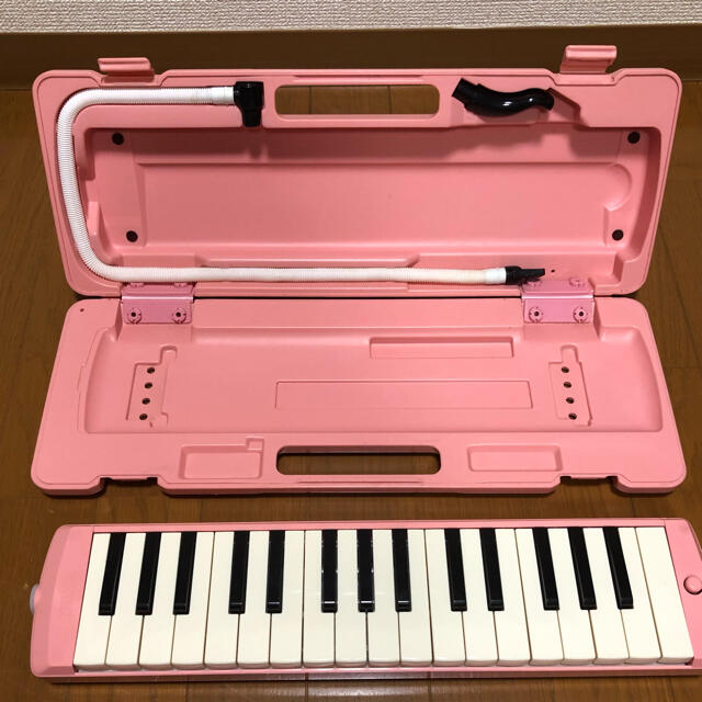 ヤマハ(ヤマハ)の✴︎匿名配送✴︎YAMAHAピアニカ　P32D 楽器の鍵盤楽器(その他)の商品写真