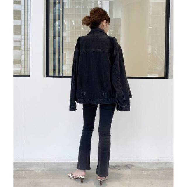 L'Appartement DEUXIEME CLASSE(アパルトモンドゥーズィエムクラス)の新品【STAMMBAUM/シュタンバウム】BLACK DENIM JACKET レディースのジャケット/アウター(Gジャン/デニムジャケット)の商品写真