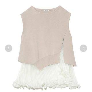 フレイアイディー(FRAY I.D)の新品♡ラッフルプリーツスリーブレスニット♡フレイアイディー♡完売(カットソー(半袖/袖なし))