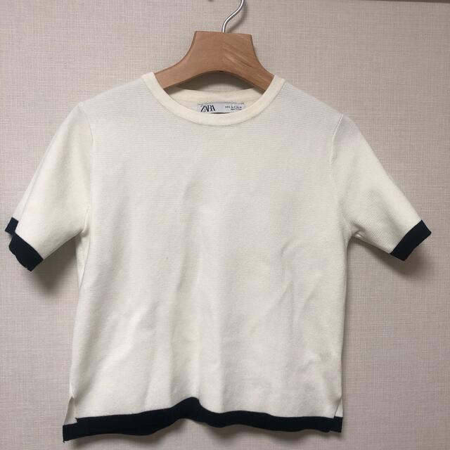 ZARA(ザラ)のZARA 半袖ニット モノトーン レディースのトップス(シャツ/ブラウス(半袖/袖なし))の商品写真