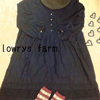 ローリーズファーム(LOWRYS FARM)の( lowrysfarm  黒わんぴ )(ひざ丈ワンピース)