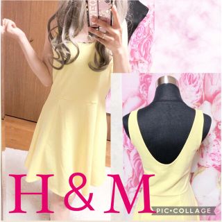 エイチアンドエム(H&M)の3893.H＆M イエロー 背中開き Aライン フレア ワンピース(ミニワンピース)