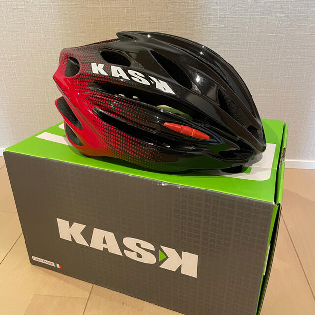 KASK サイクルヘルメット スポーツ/アウトドアの自転車(ウエア)の商品写真