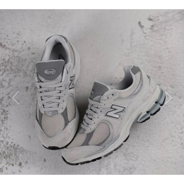 New Balance(ニューバランス)の新品タグ付★NEW BALANCE ML2002R0 "GREY" 27.5cm メンズの靴/シューズ(スニーカー)の商品写真