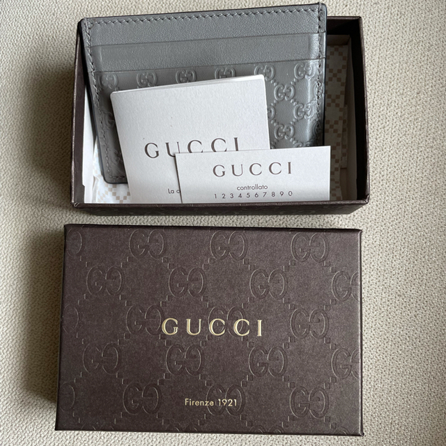 Gucci(グッチ)の【美品】GUCCI カードケース レディースのファッション小物(名刺入れ/定期入れ)の商品写真