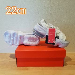 ナイキ(NIKE)のNIKE エアマックス ココ サンダル ホワイト 22㎝(サンダル)