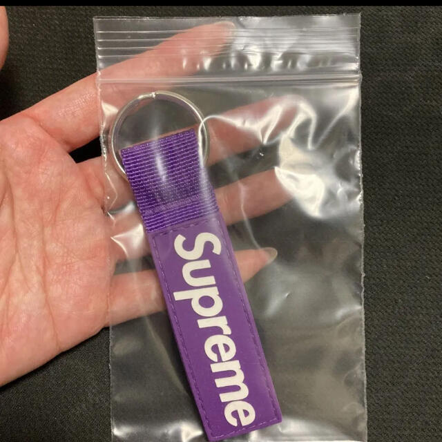 Supreme(シュプリーム)のsupreme キーホルダーSupreme Webbing Keychain メンズのファッション小物(キーホルダー)の商品写真