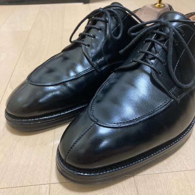 Crockett&Jones(クロケットアンドジョーンズ)のLloyd Footwear Uチップシューズ　Crockett&Jones製 メンズの靴/シューズ(ドレス/ビジネス)の商品写真