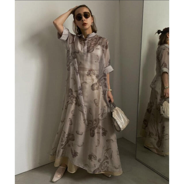 Ameri VINTAGE(アメリヴィンテージ)のAmeri  ★ISLA PIPING SHEER DRESS Sサイズ★ レディースのワンピース(ロングワンピース/マキシワンピース)の商品写真