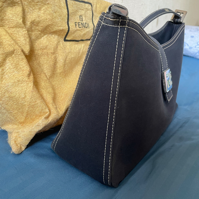 FENDI ヴィンテージ　ハンドバッグ レディースのバッグ(ハンドバッグ)の商品写真