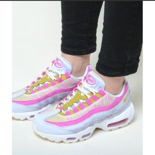 ナイキ(NIKE)のNIKE WOMENS AIR MAX 95 CI3710-001(スニーカー)