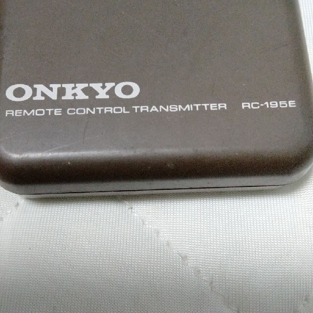 ONKYO(オンキヨー)の3134オンキョーオーディオリモコン　RC-195E スマホ/家電/カメラのオーディオ機器(その他)の商品写真