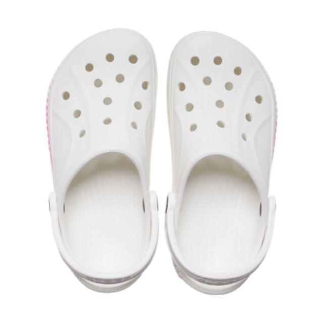 crocs(クロックス)の22cm クロックス バヤバンド ロゴ モーション クロッグ ホワイト レディースの靴/シューズ(サンダル)の商品写真