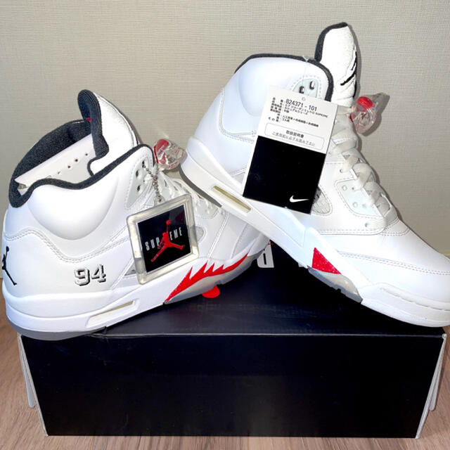 Supreme NIKE AIR JORDAN 5 RETRO